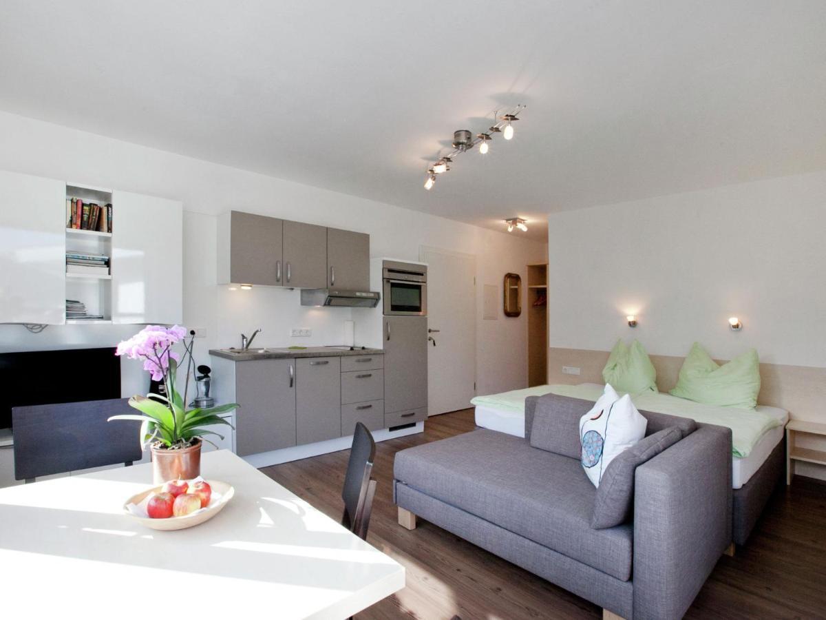 Apartment With Terrace In Kaprun Salzburg Exteriör bild