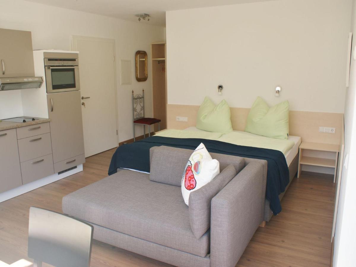 Apartment With Terrace In Kaprun Salzburg Exteriör bild